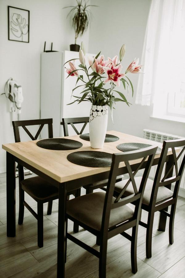 Apartament Magnolia -Centrum Tarnów Buitenkant foto